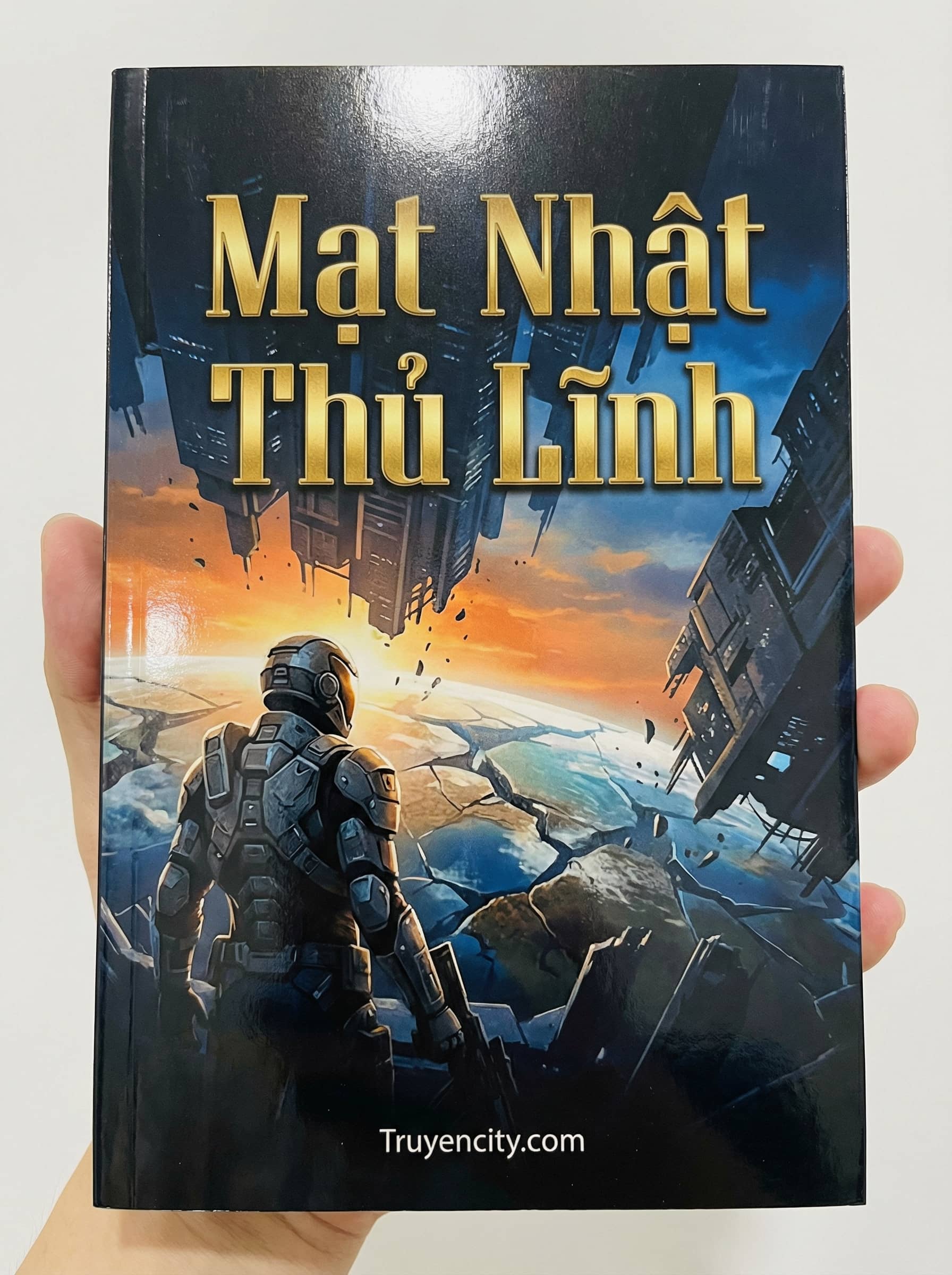 Mã Nguồn Tử Vong: Kẻ Giải Mã Tinh Hà